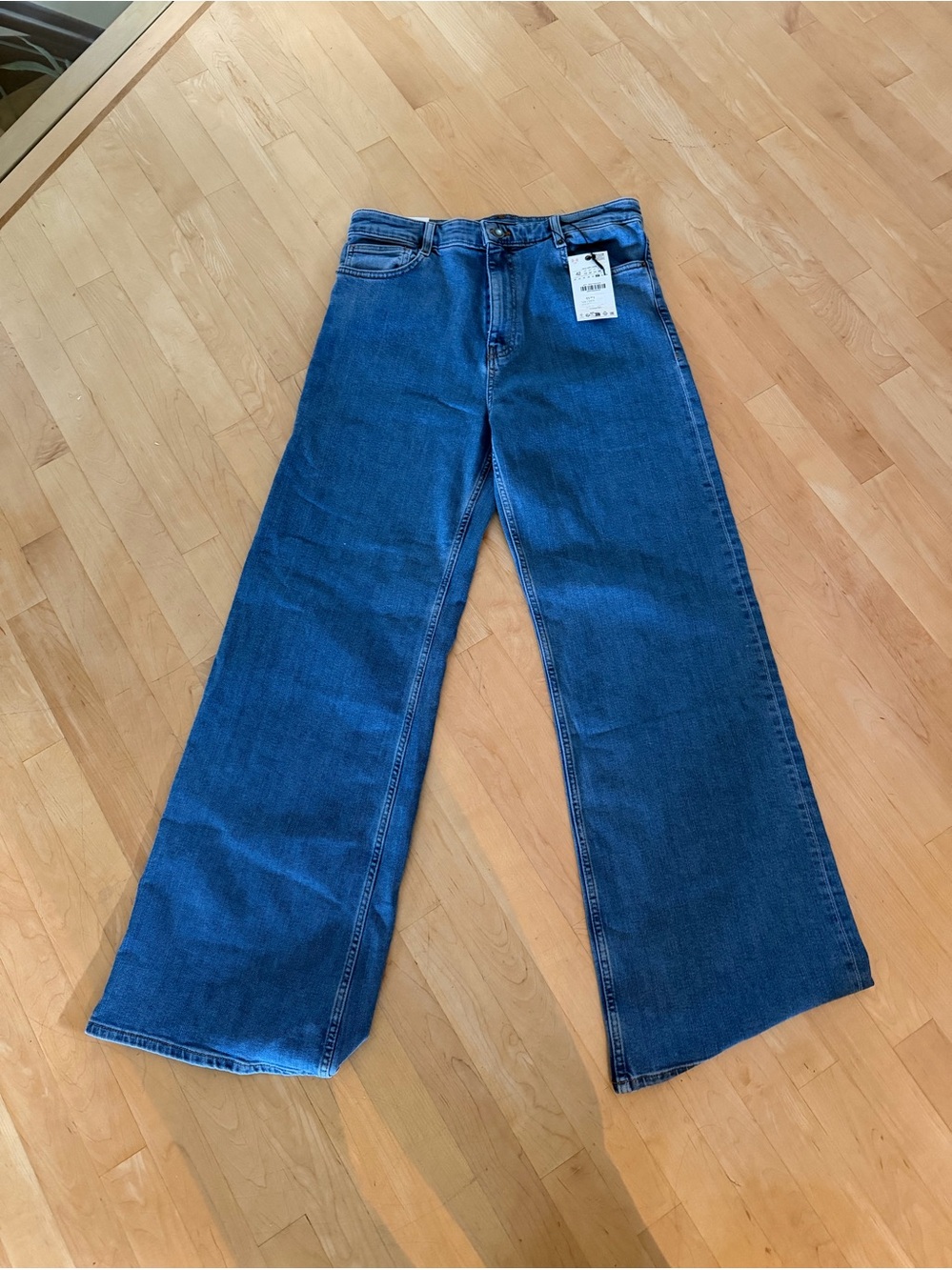 Zara ZW Comfort Wide Leg Jeans – Size 10 – Brand New With Tags